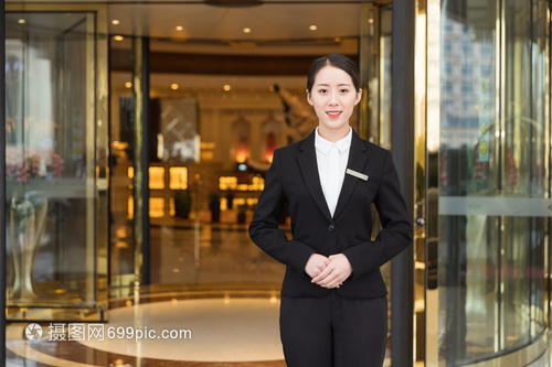現代酒店管理中商務女性接待與餐飲管理的融合之道